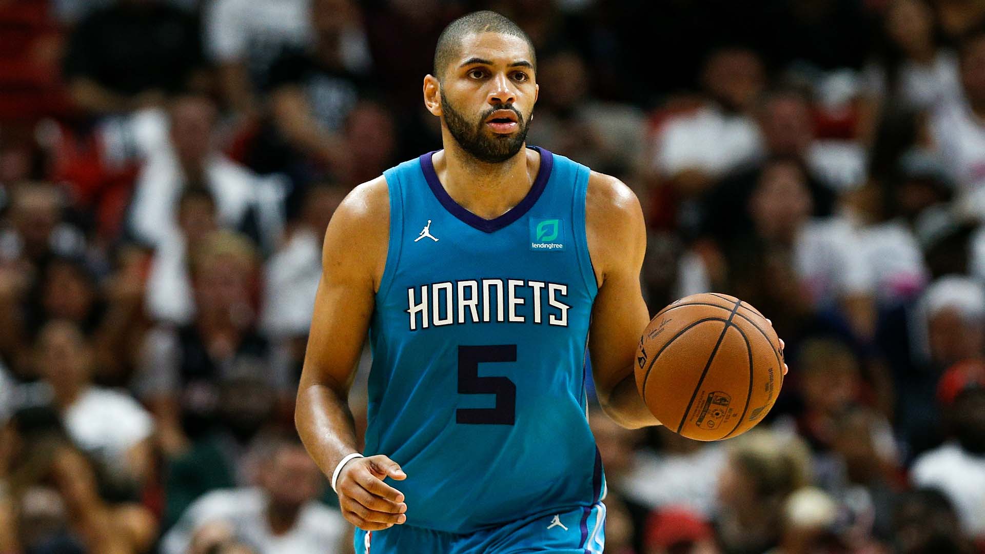 夏洛特黄蜂发布备战花絮;国际比赛日官宣签约;中超任务艰巨;球探报告显示潜力的简单介绍 夏洛特黄蜂发布备战花絮;国际比赛日官宣签约;中超任务艰巨;球探报告显示潜力的简单介绍