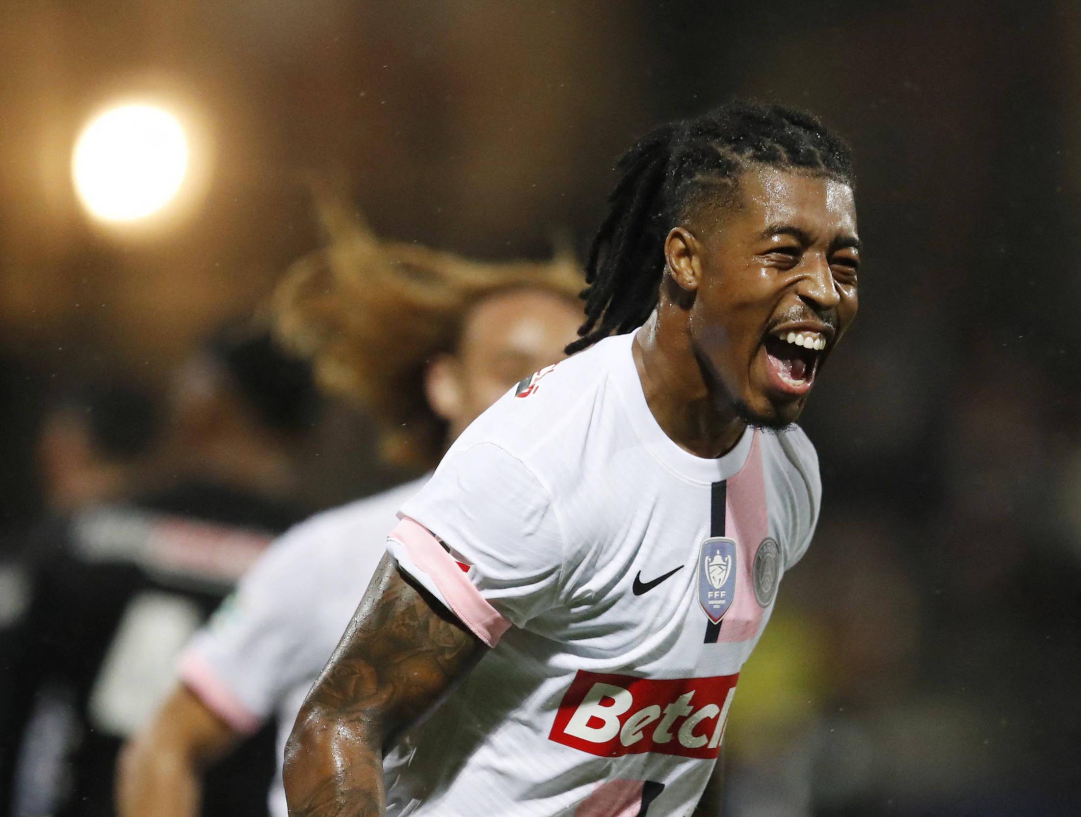 瓦伦西亚迎法国杯关键赛，清晨止住颓势，引发热议，更衣室氛围转暖的简单介绍