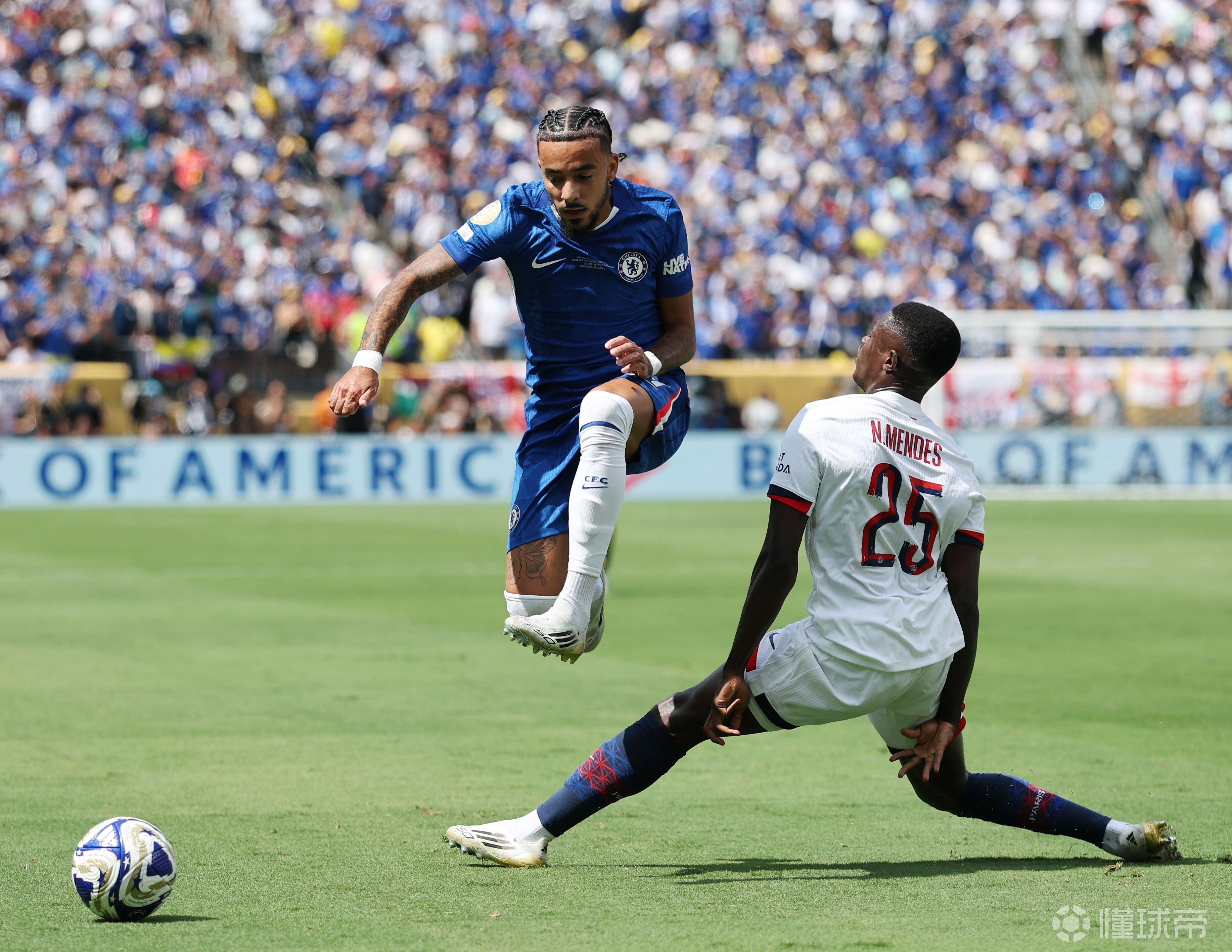 瓦伦西亚迎法国杯关键赛，清晨止住颓势，引发热议，更衣室氛围转暖的简单介绍