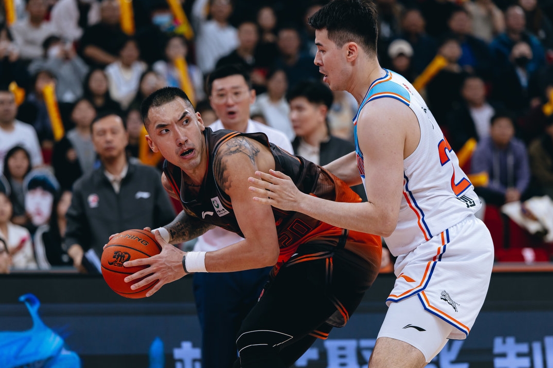 星空体育app下载-包含山东男篮加时末段单刀错失；志在德甲名次提升；目标明确；球队文化再被提及的词条