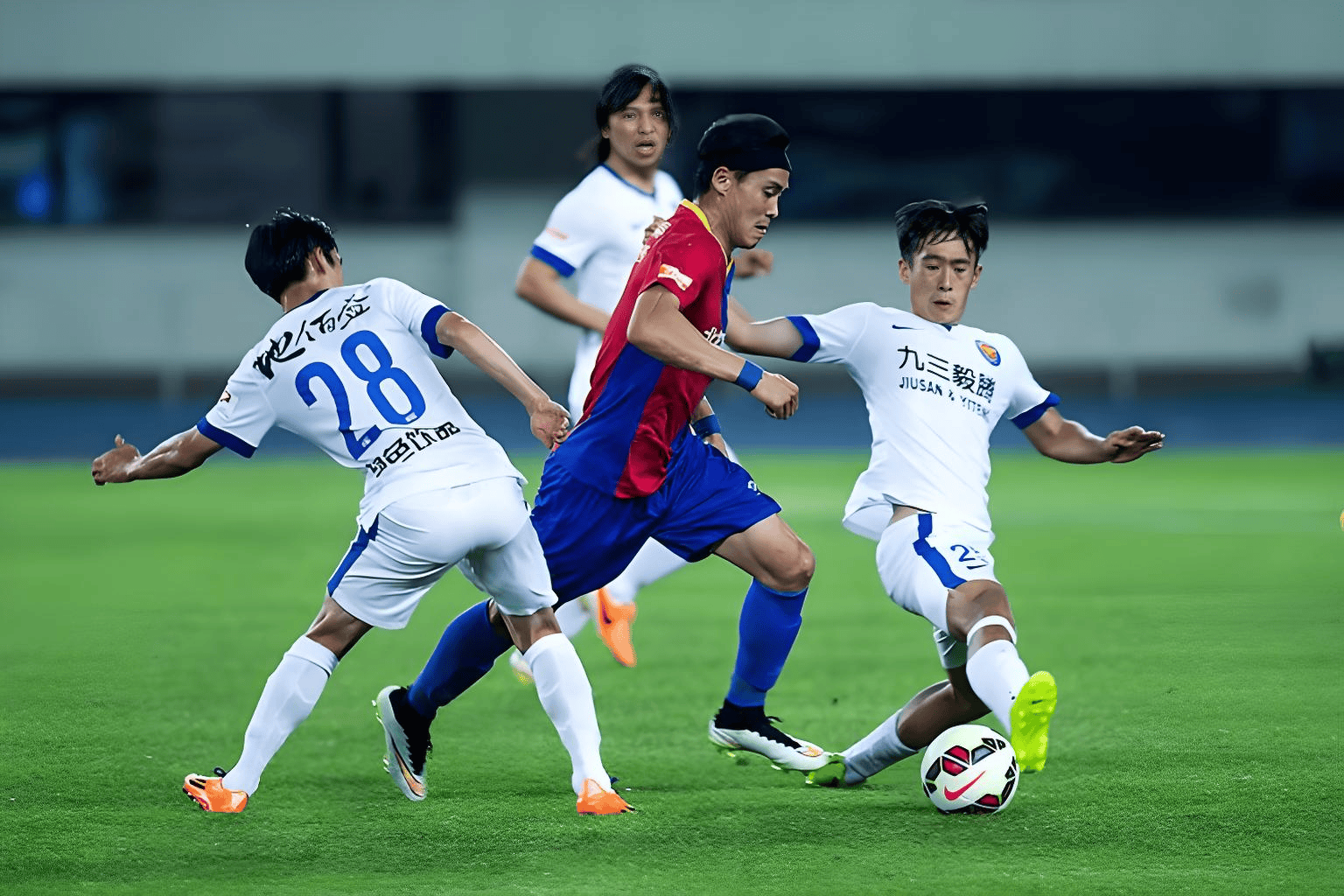 星空体育app下载-赛地聚焦：欧冠集结日热度飙升；辽宁本钢调整名单；话题不断；身体对抗强度拉满的简单介绍