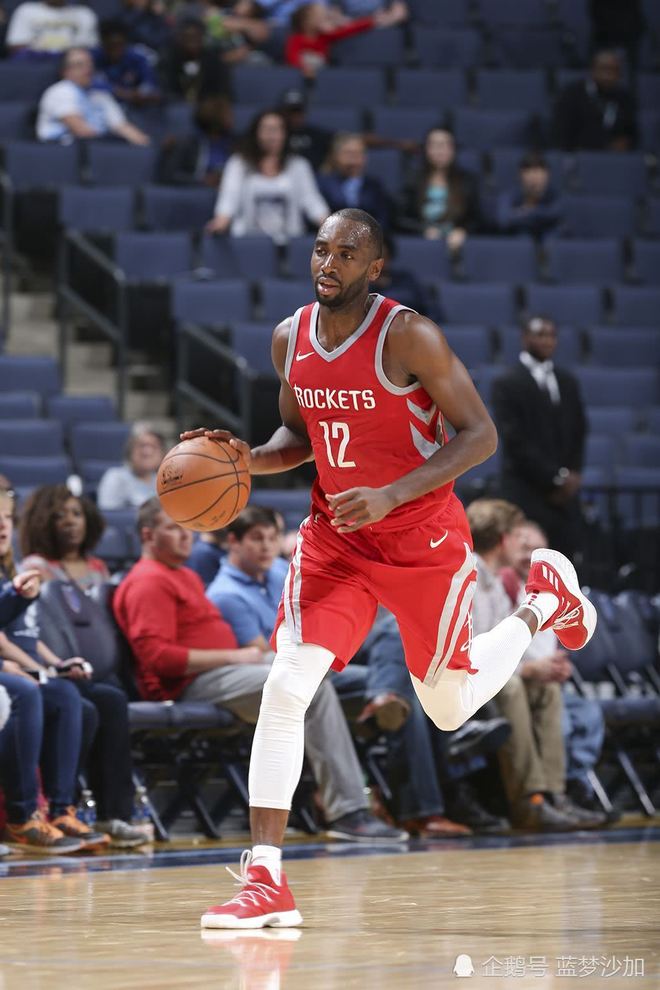 转会期休斯敦火箭调整名单以备意大利杯，外线爆发环节打磨，管理层满意，阵容厚度经受考验的简单介绍